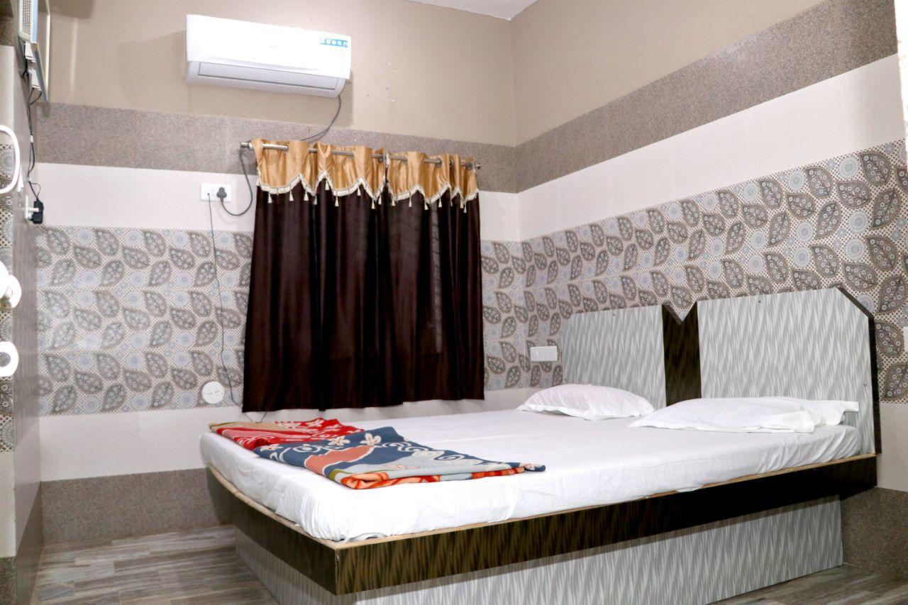 Star Guesthouse Diu Bagian luar foto