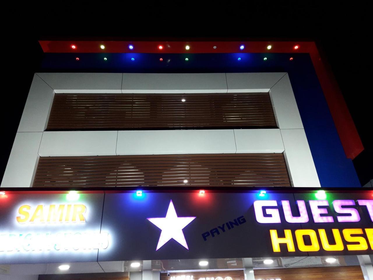 Star Guesthouse Diu Bagian luar foto