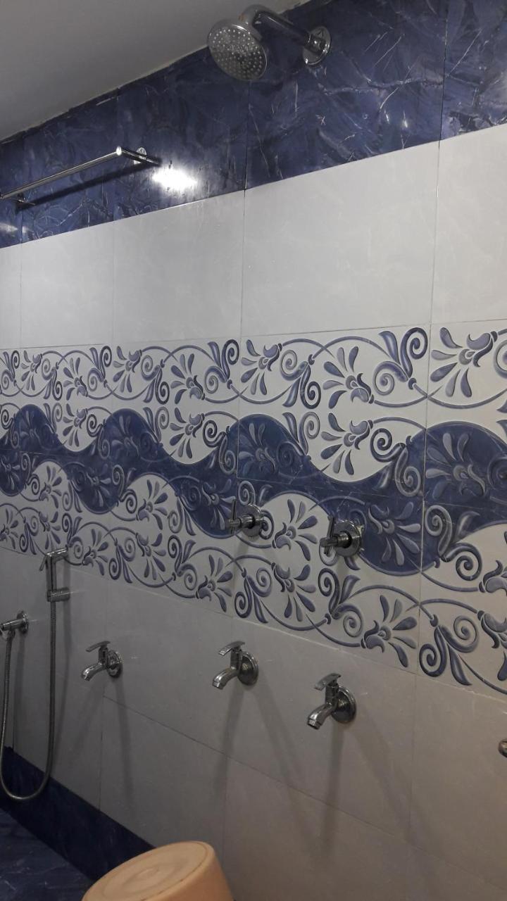 Star Guesthouse Diu Bagian luar foto